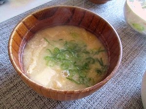 ほくほく♥じゃがいもと油揚げのお味噌汁