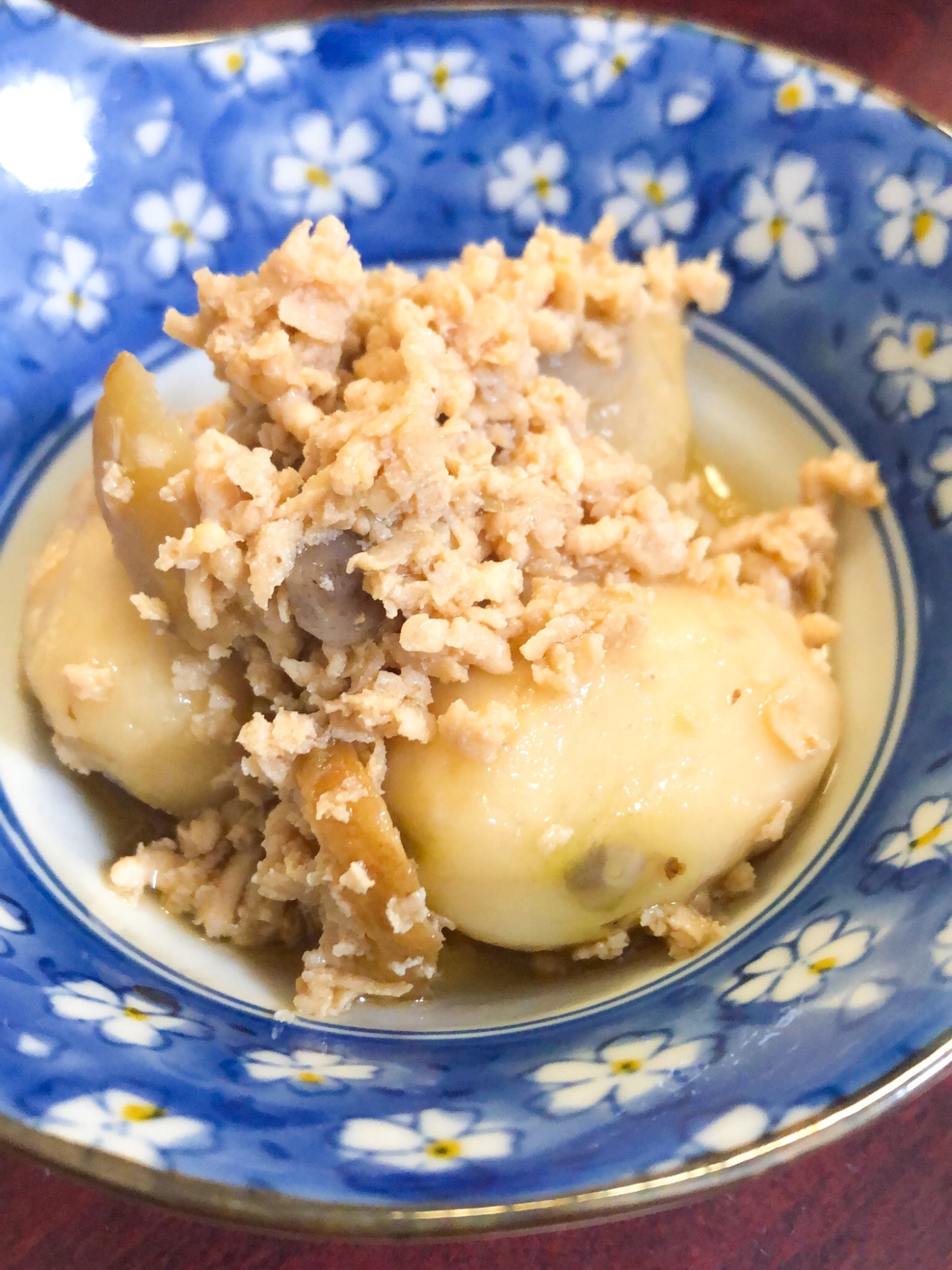 里芋と鶏そぼろの煮物