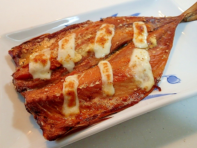 ＣＯで　生姜とモッツアレラチーズのピリ辛鯖みりん焼