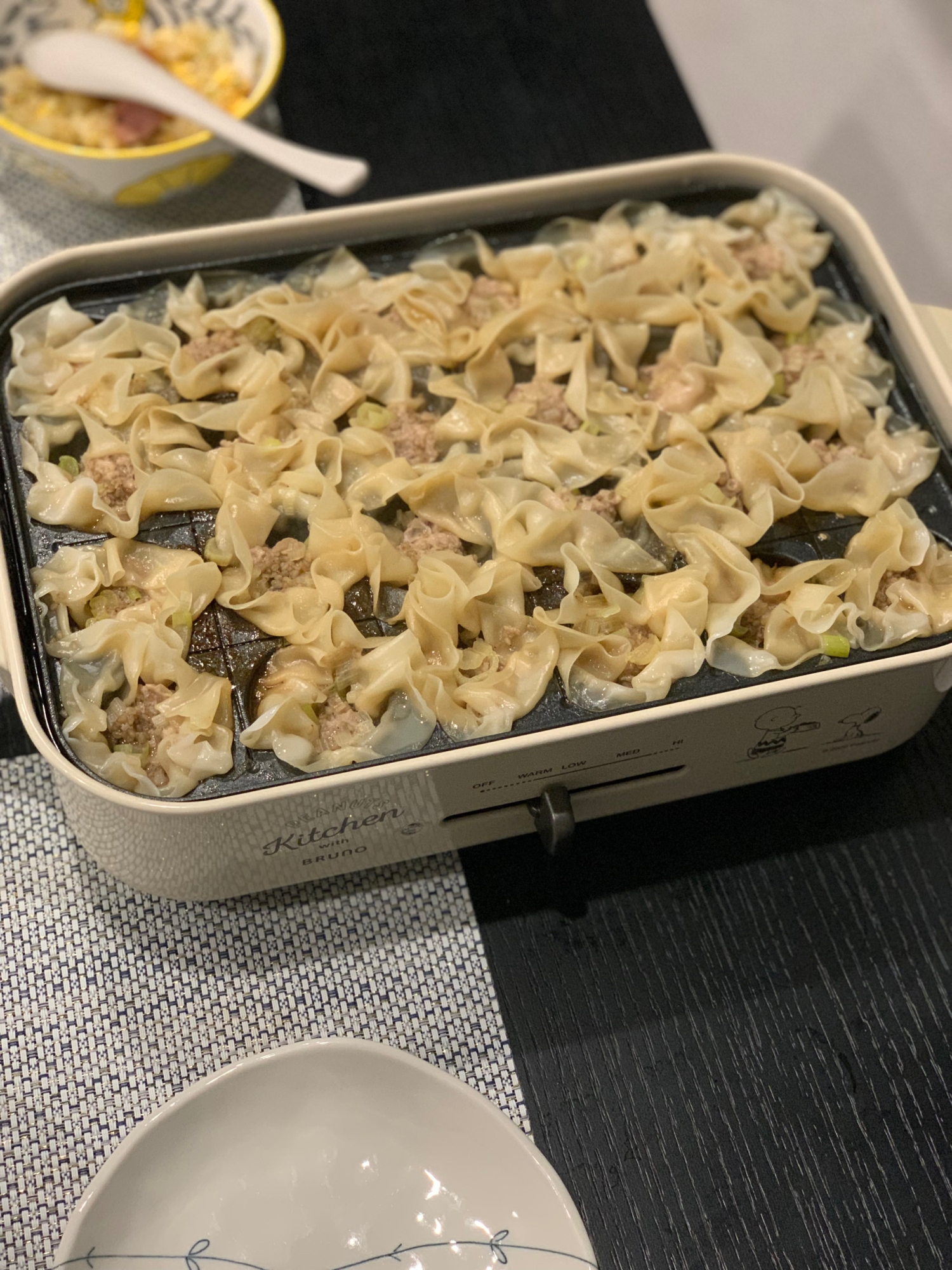 簡単!ホットプレートで包まない小籠包