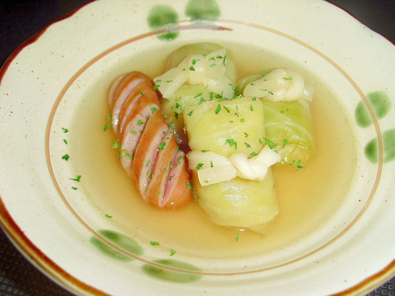 朝食にいかが♪我が家の“ミニロールキャベツスープ”