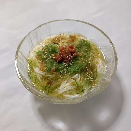 おろしきゅうりと梅のさっぱり優しい中華風素麺