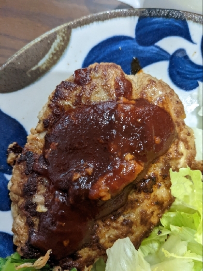 ホント久々にジューシで美味しいハンバーグが出来ました！ついでにソースも作ってかけてみました。美味しかったです！ありがとうございます(^^)