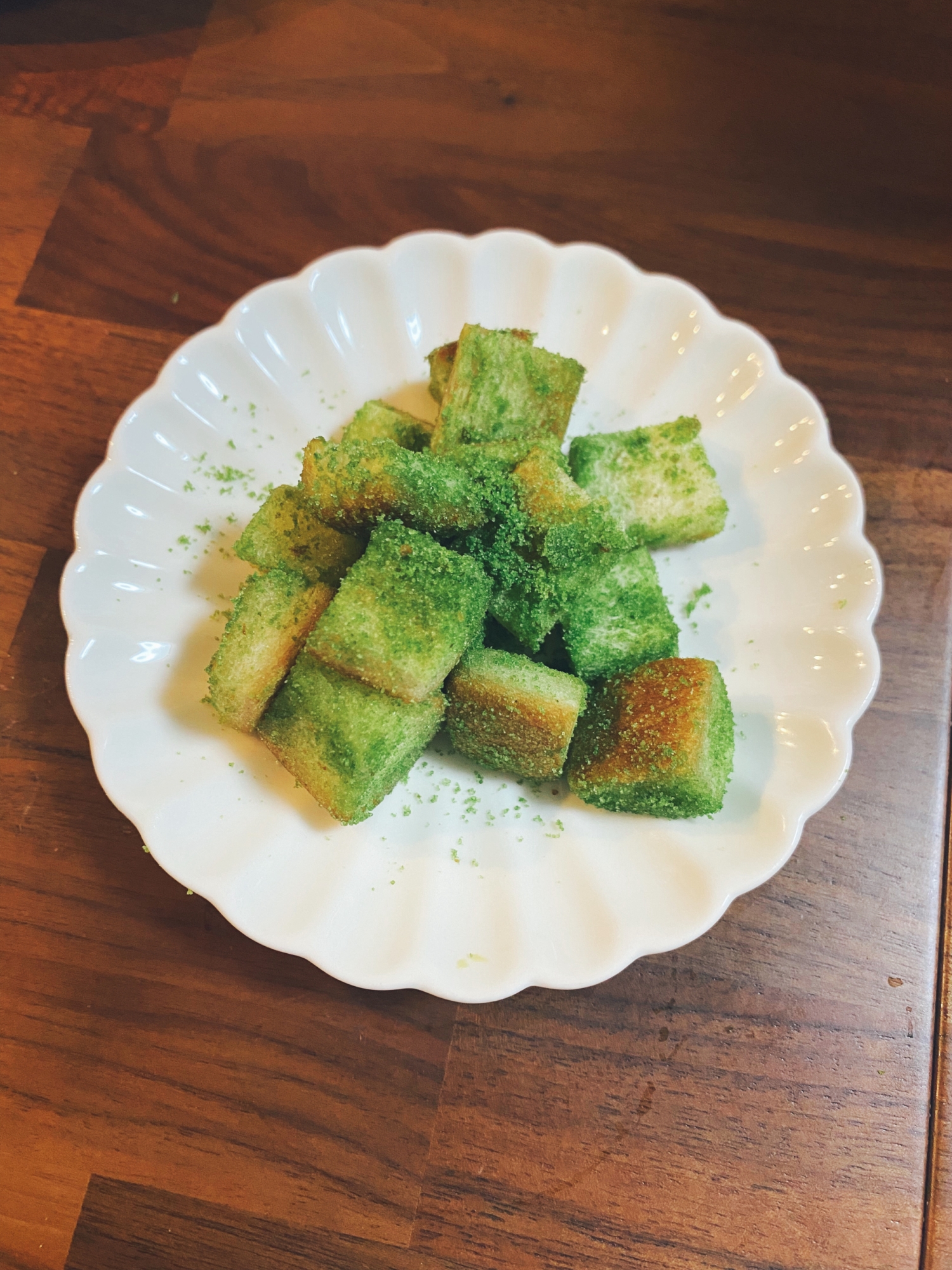 パンの耳　一口揚げパン　抹茶風味