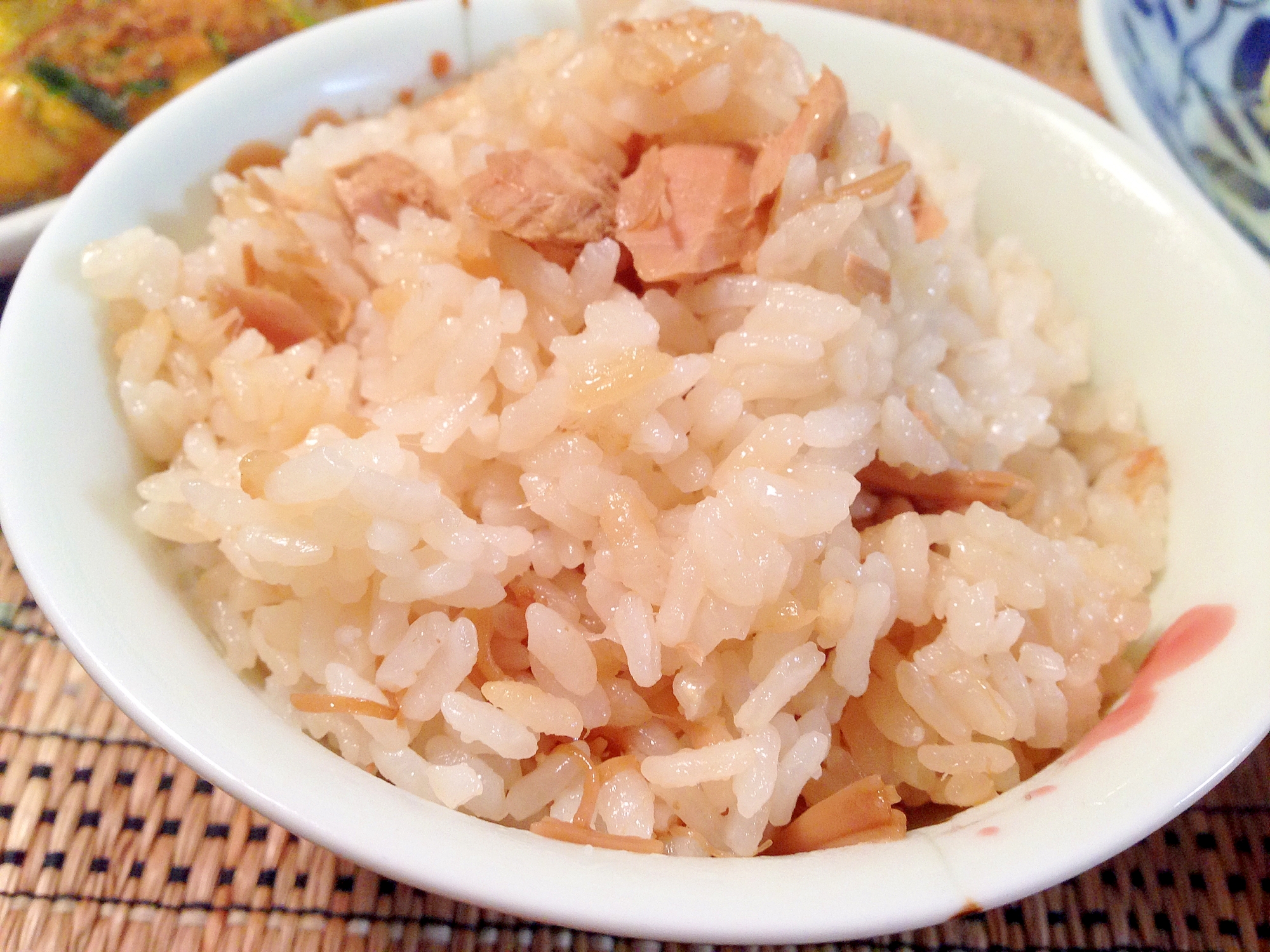 調味料も使わない♪なめたけとツナ缶の炊き込みご飯