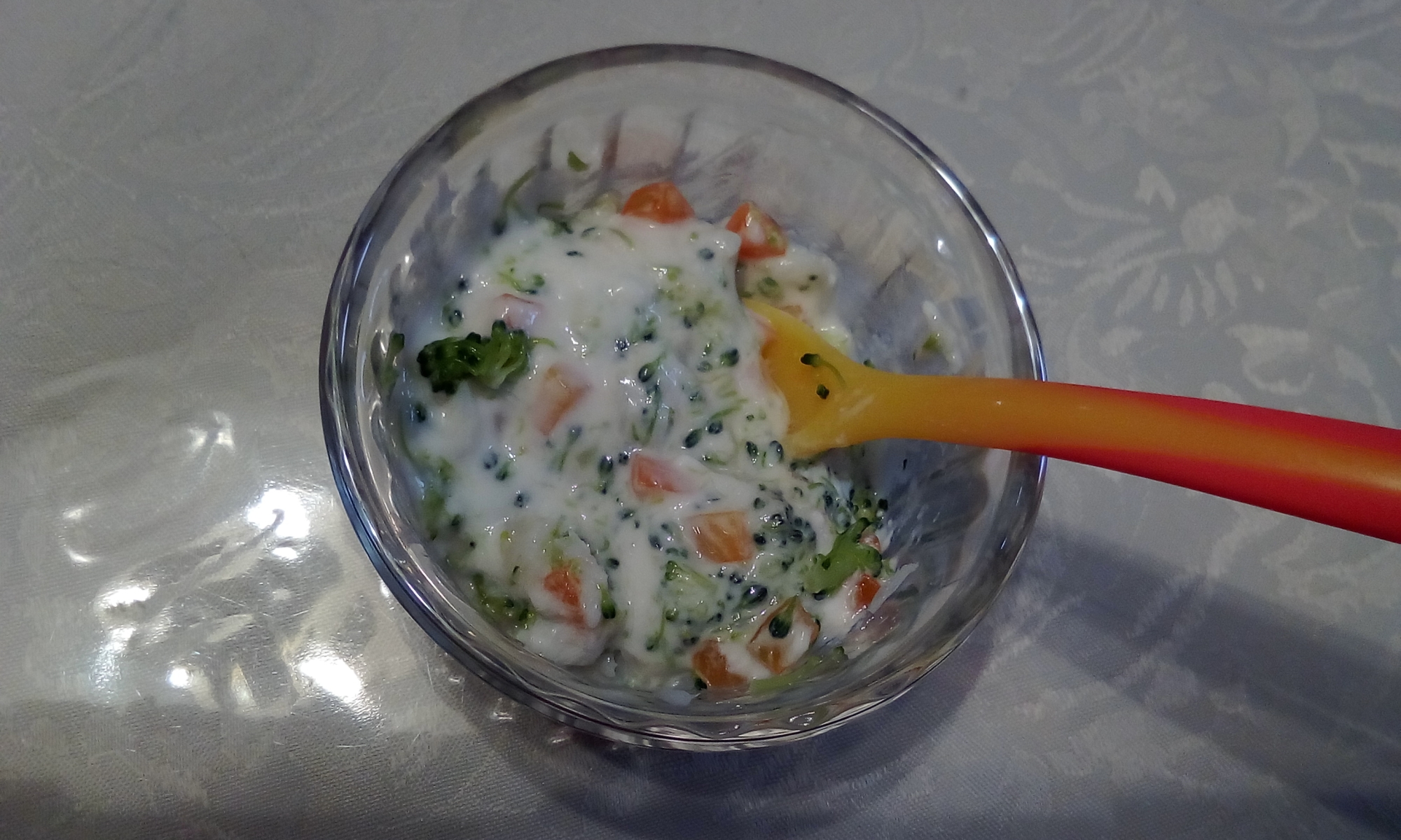 離乳食 タラと野菜のヨーグルトサラダ