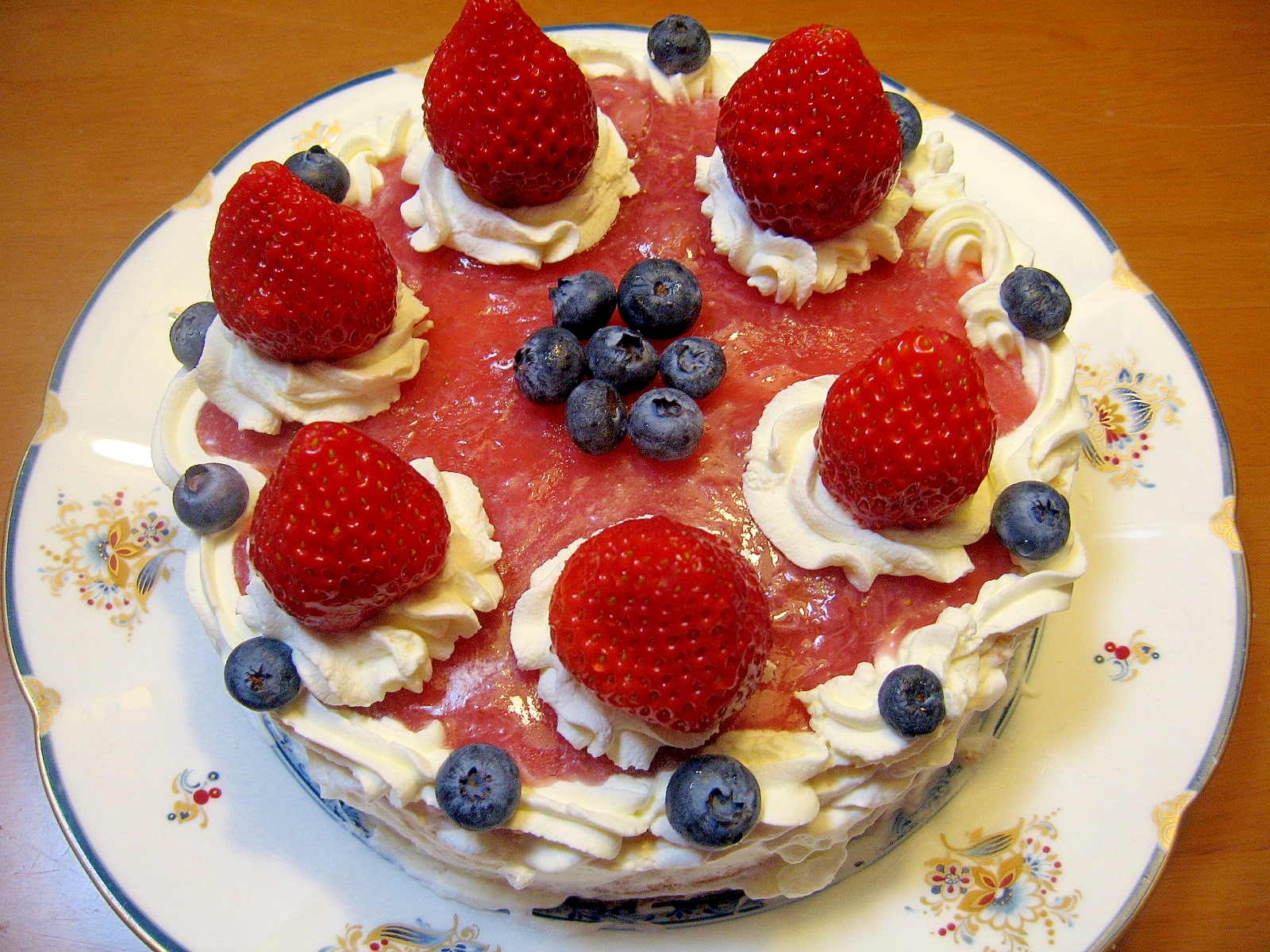 イチゴたっぷり ピンクのケーキ レシピ 作り方 By ともとも102 楽天レシピ イチゴたっぷり ピンクのケーキ レシピ 作り方 By ともとも102 楽天レシピ