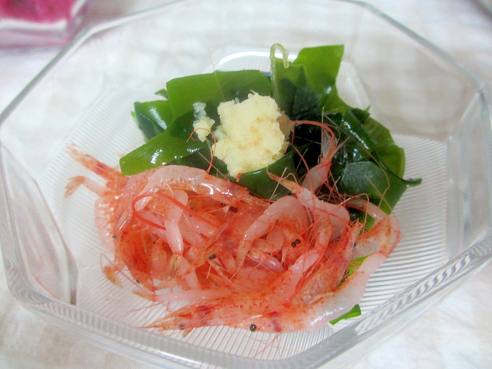 桜海老とワカメの生姜醤油