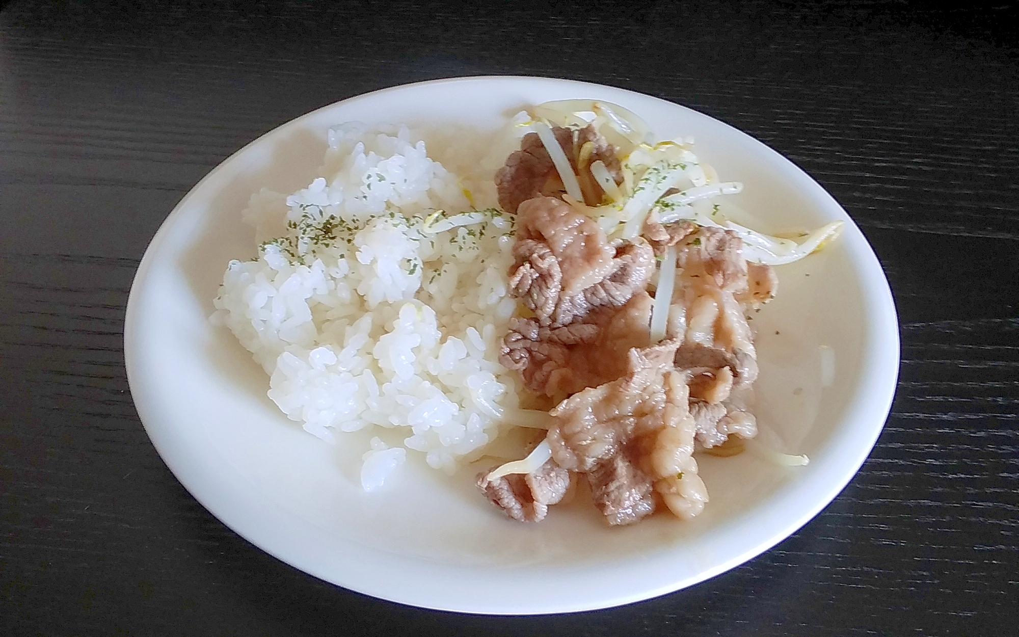 牛バラ肉のワイン蒸しライス