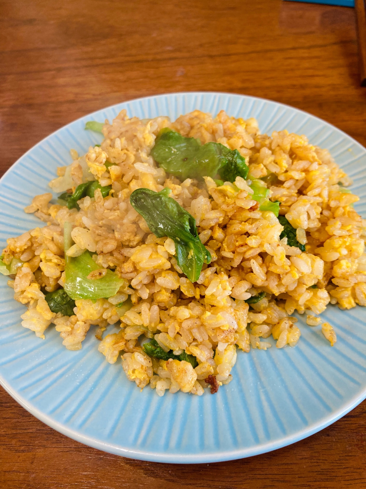 シンプルなレタス炒飯