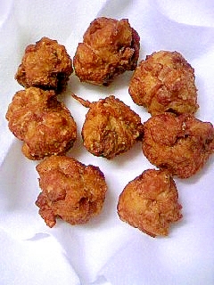 豚小間肉のから揚げ粉で丸っこ揚げ