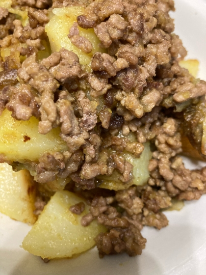 簡単！じゃがいも☆ひき肉カレー炒め