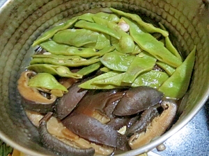 干ししいたけとモロッコインゲンの煮物