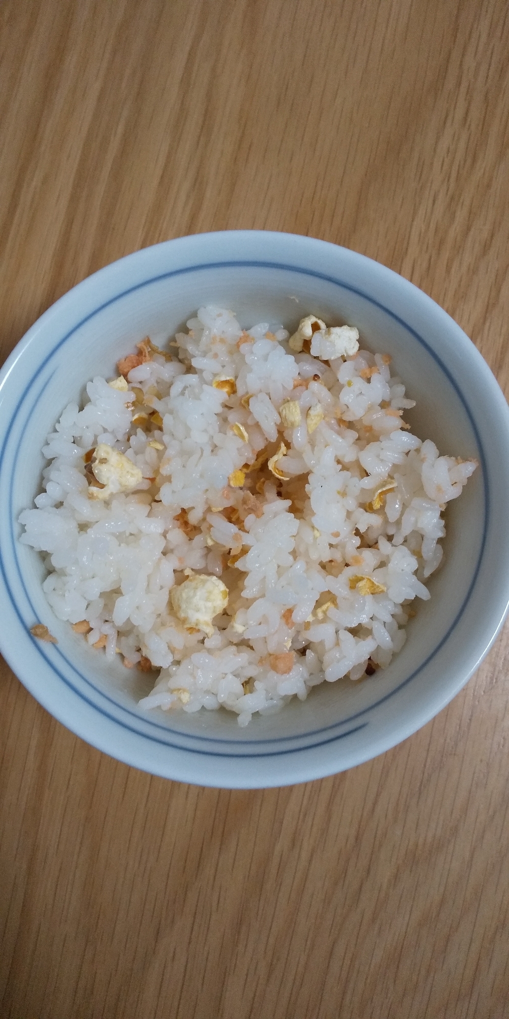 ポップコーンと鮭マスタード混ぜご飯