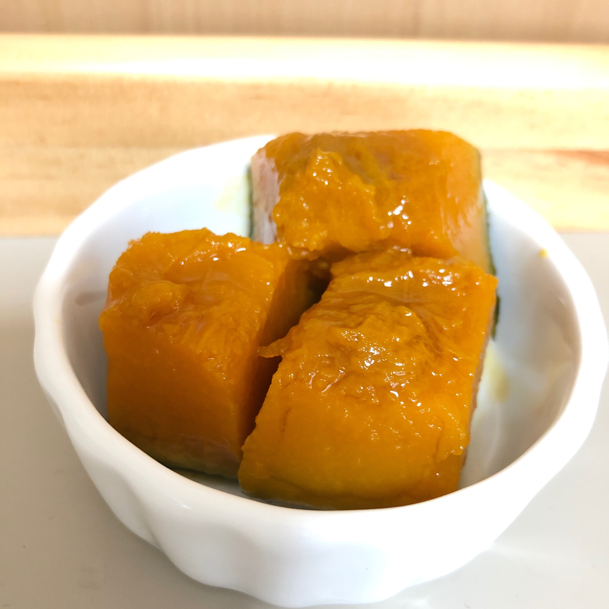 チンしてつけておくだけ!簡単煮物風カボチャ