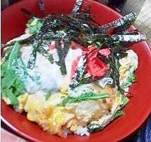 コロッケの卵とじ丼＠春菊入り【今日の献立】 レシピ・作り方 by