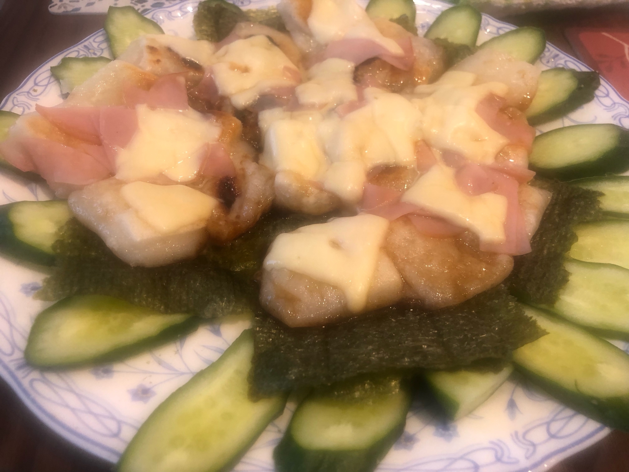 チーズハムのピザ風磯辺餅。No.1034