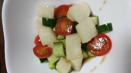 きゅうりと長芋とミニトマトのサラダ