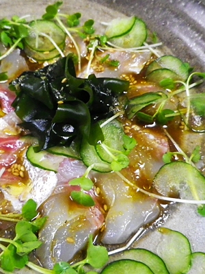 鯛刺身の亜麻仁油サラダ