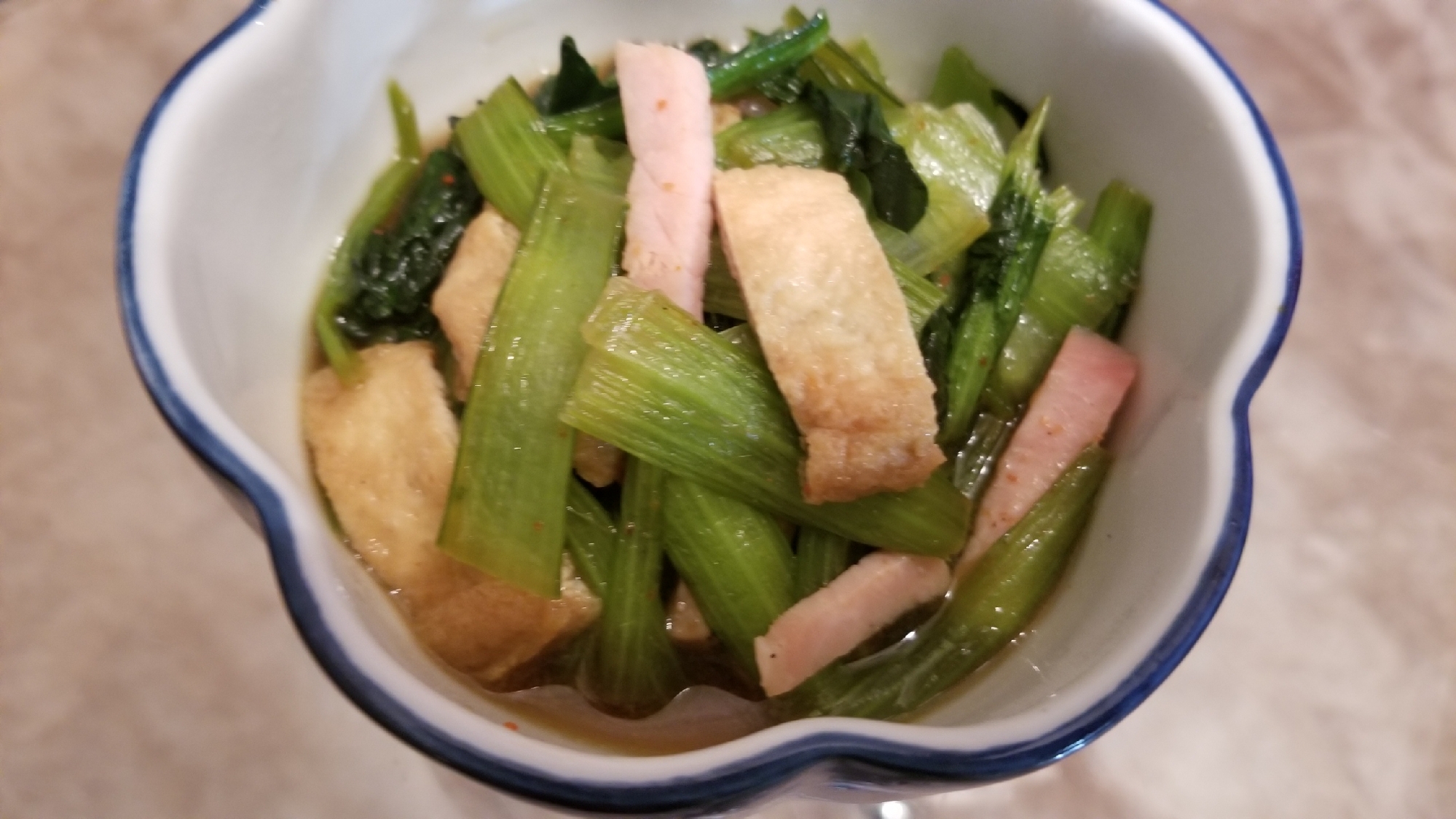 小松菜、ベーコン、油揚げの麺つゆ煮
