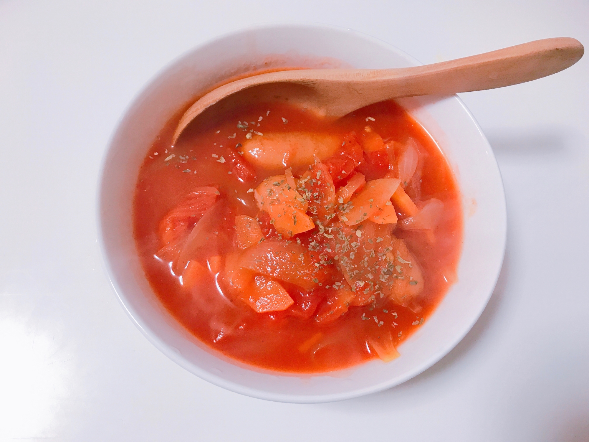 簡単！トマト缶で作るミネストローネ風トマトスープ