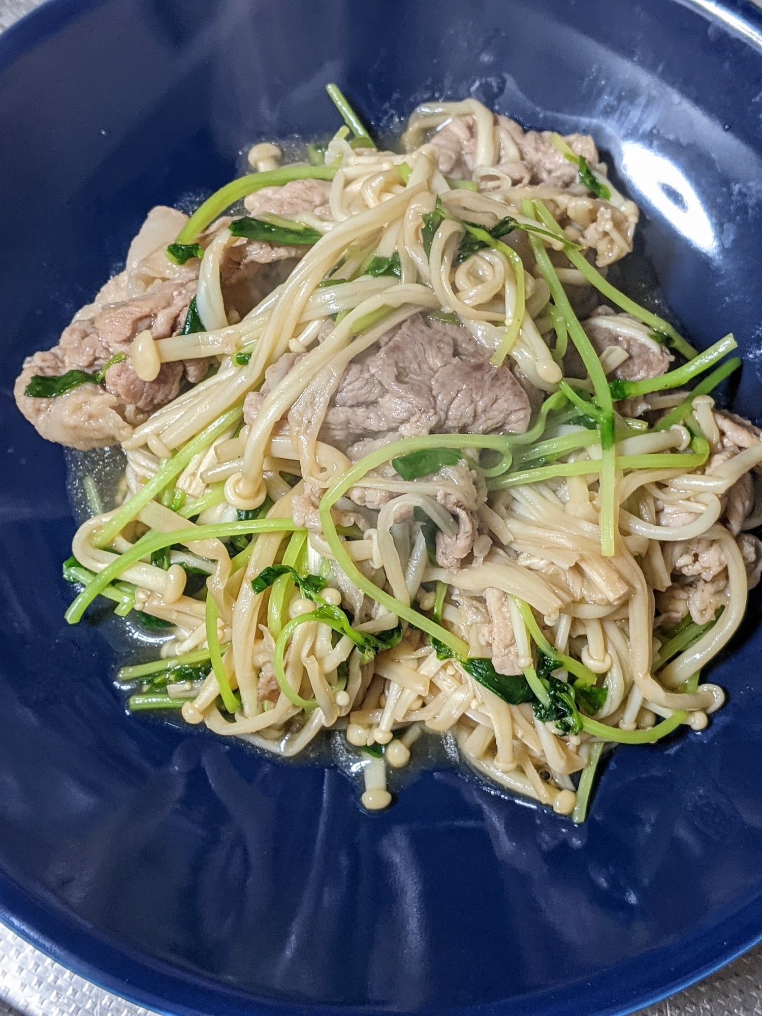 豚肉とえのきと豆苗のポン酢炒め レシピ 作り方 By Saaaki 楽天レシピ 豚肉とえのきと豆苗のポン酢炒め レシピ 作り方 By Saaaki 楽天レシピ