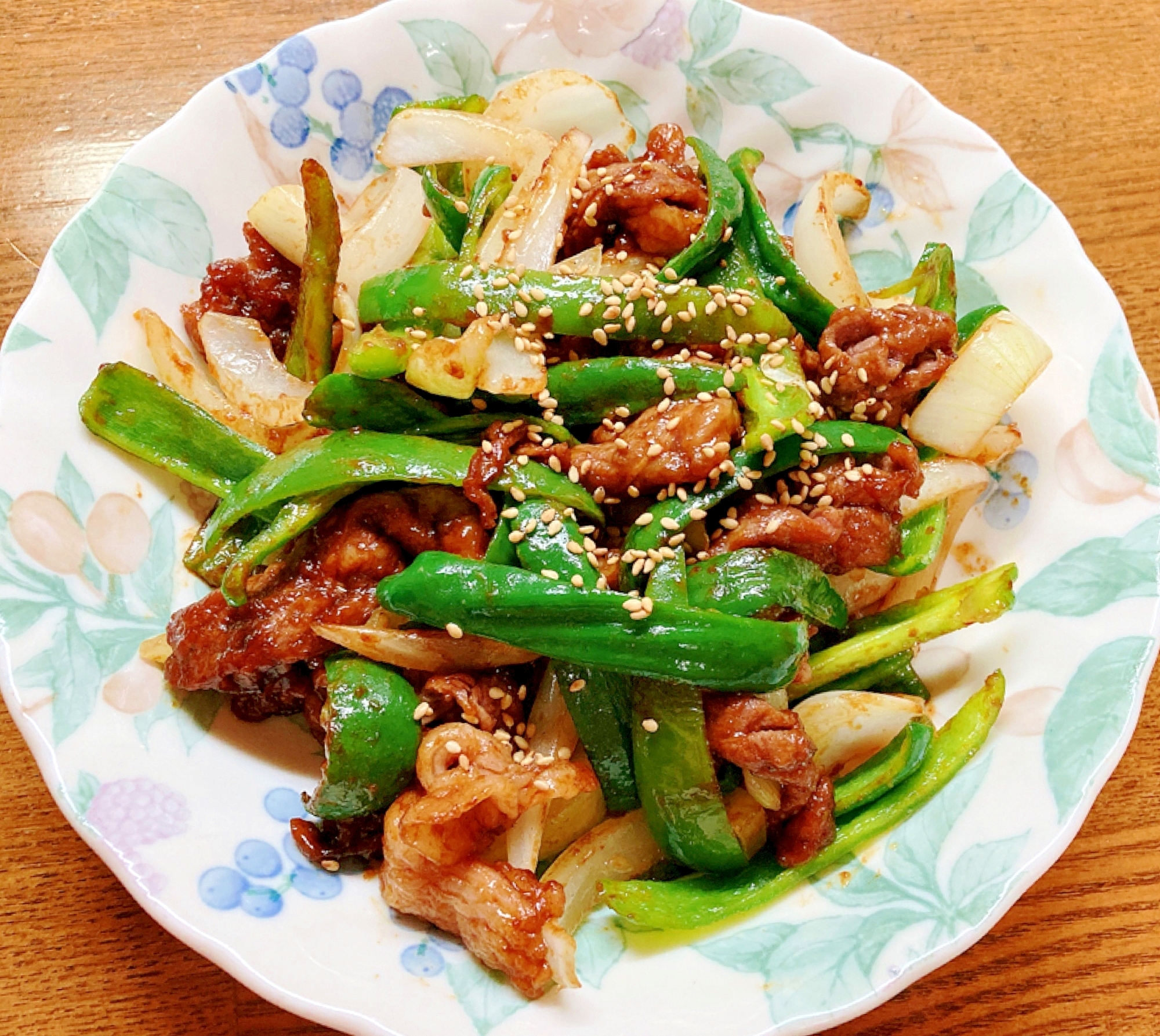 牛肉とピーマンの甜麺醤炒め