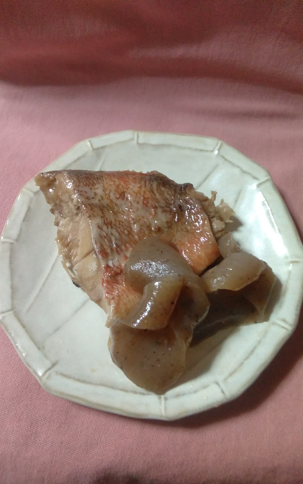 赤魚と蒟蒻の煮付け