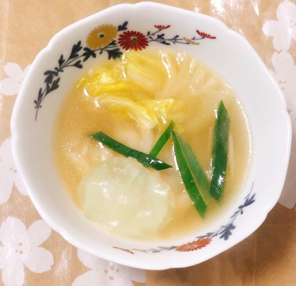 yuki2244さん♡チーズの旨味がとても美味しかったです(๑^᎑^๑)♡野菜たっぷりヘルシーなスープレシピを教えて下さりいつもありがとうございます。