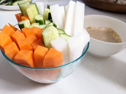 こどもがポリポリ食べる！ 魔法の野菜スティック