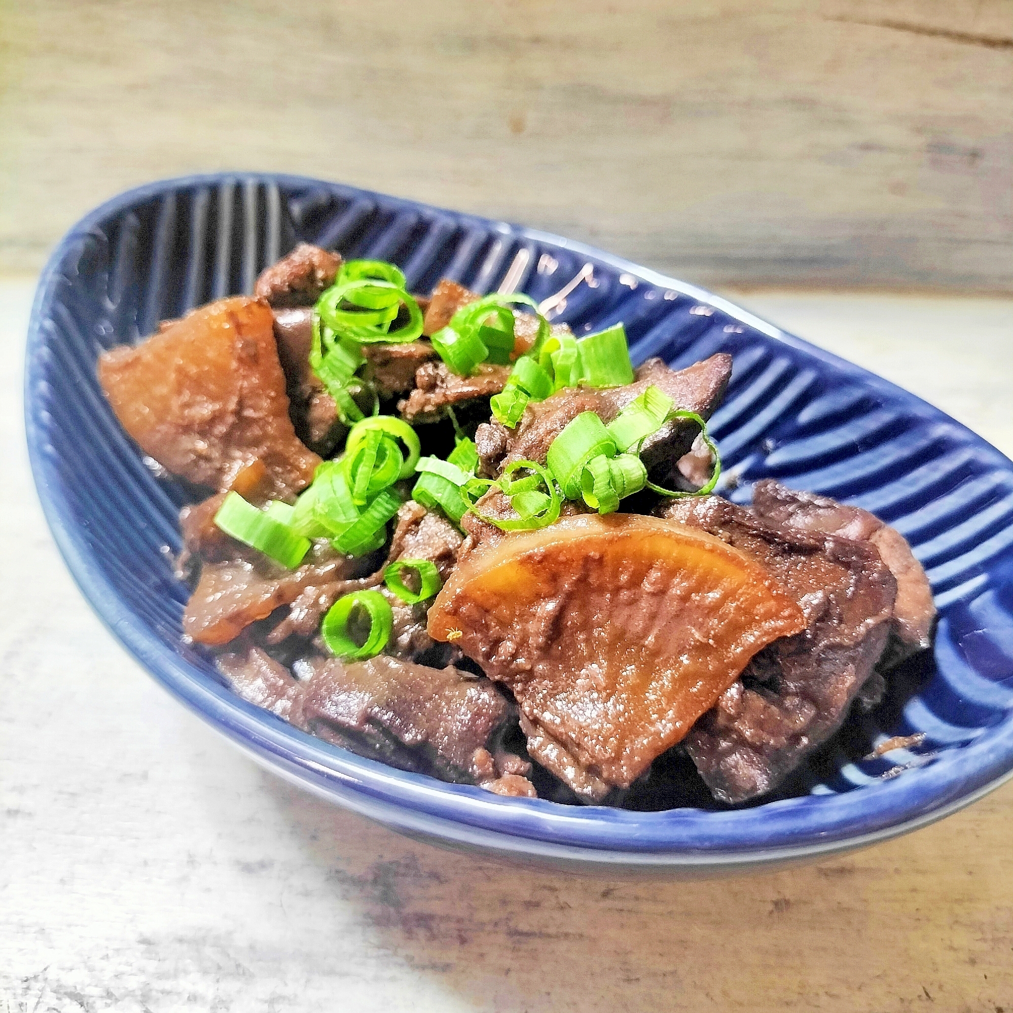 柔らか美味✨大根と鶏レバーのワイン煮