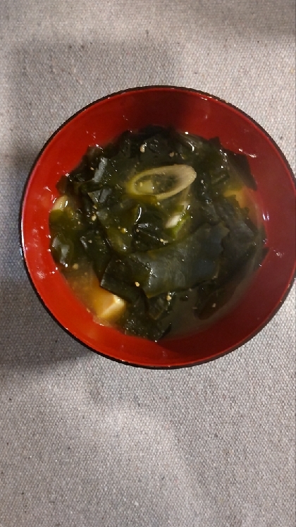 ネギとわかめのみそ汁