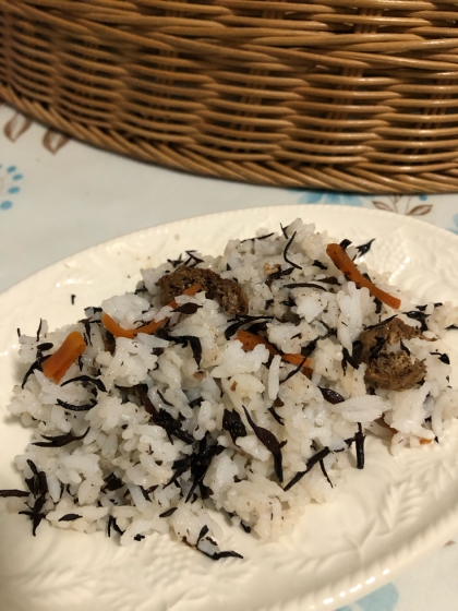簡単！ひじきご飯