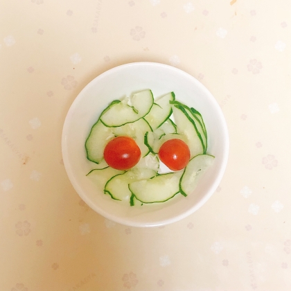 今日はカンタン酢で♪プチトマトとキュウリのマリネ