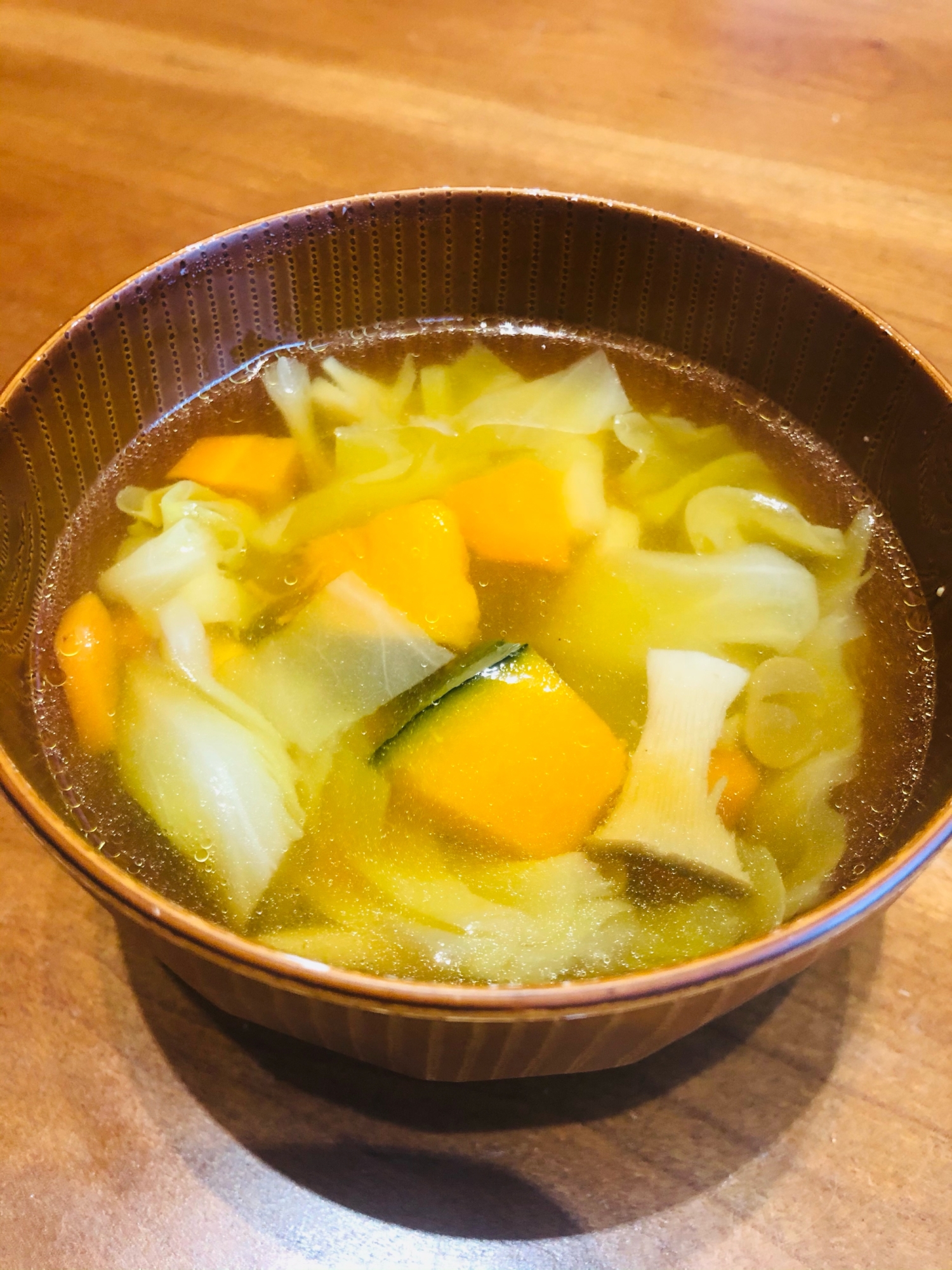 【身体が温まる】野菜たっぷりカボチャのスープ⭐️