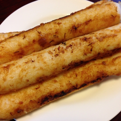 きりたんぽって、鍋だけじゃないのね。
焼いたお味噌の香ばしさが美味しい！