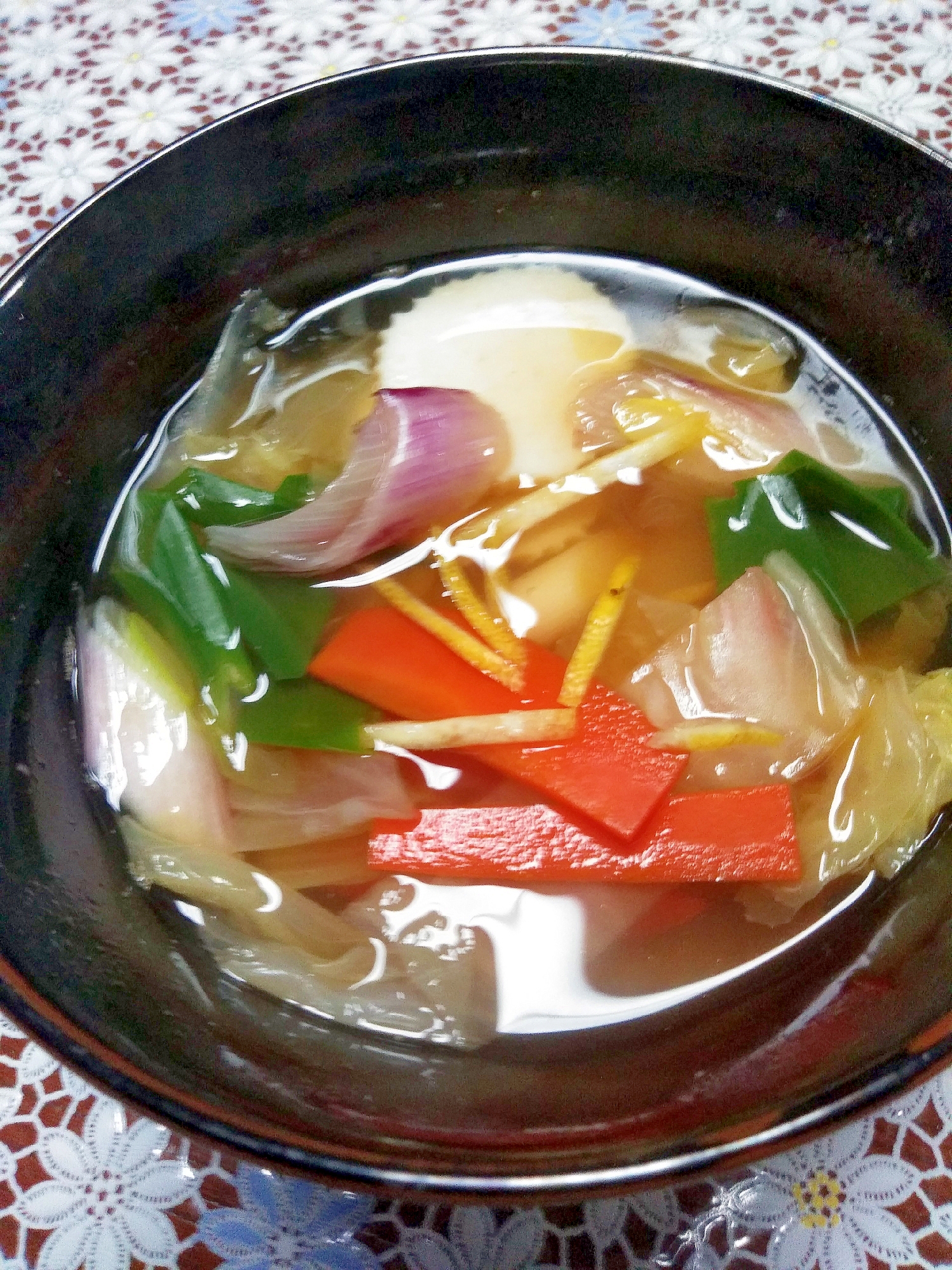 鏡餅を割ってお雑煮 レシピ 作り方 By 田舎のばあさん 楽天レシピ 鏡餅を割ってお雑煮 レシピ 作り方 By 田舎のばあさん 楽天レシピ