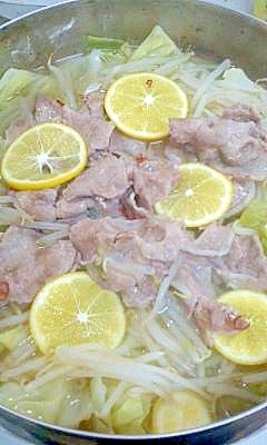 キャベツ豚レモン鍋