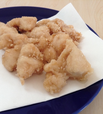 塩レモンで、鶏もも肉の塩唐揚げ♪