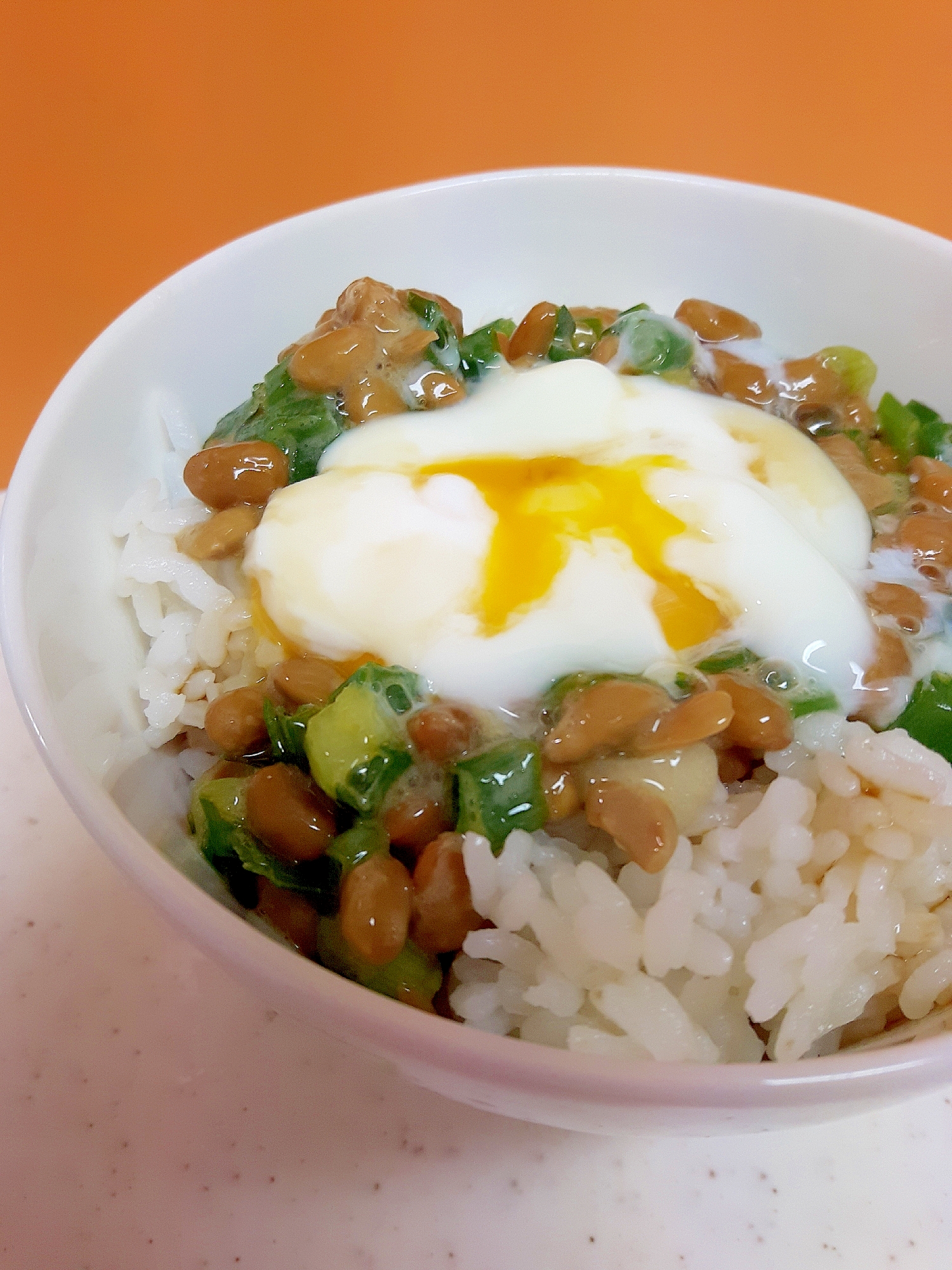 簡単・ヘルシー！(^^)ネギ納豆の温玉のせ丼♪