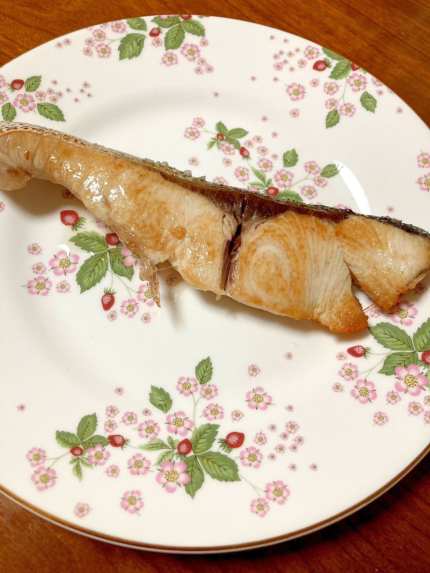 カンパチの塩焼き レシピ 作り方 By 水玉模様 楽天レシピ カンパチの塩焼き レシピ 作り方 By 水玉模様 楽天レシピ