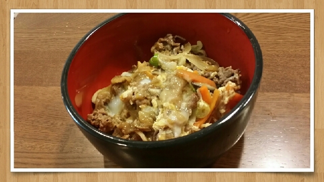 めんつゆで簡単 牛卵とじどんぶり レシピ 作り方 By みんと0529 楽天レシピ