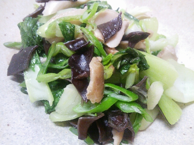 チンゲン菜とキノコの塩炒め レシピ 作り方 By Momonga710 楽天レシピ チンゲン菜とキノコの塩炒め レシピ 作り方 By Momonga710 楽天レシピ