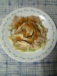 椎茸をプラスして作りましたぁ☆
おろしソースで豚肉がさっぱり食べられましたぁ♪
とっても美味しかったです(^0^)/