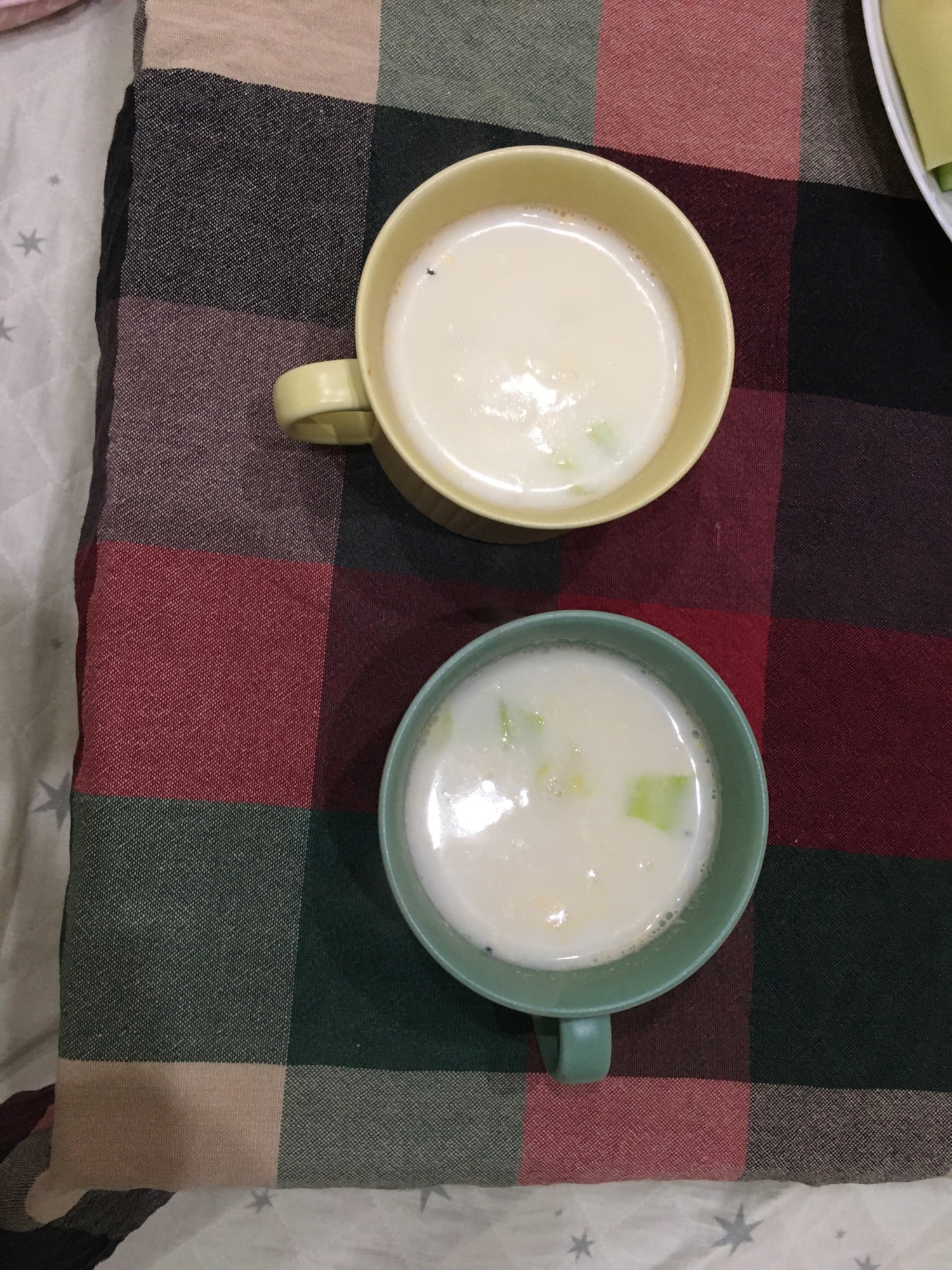 キャベツとパプリカのミルクスープ