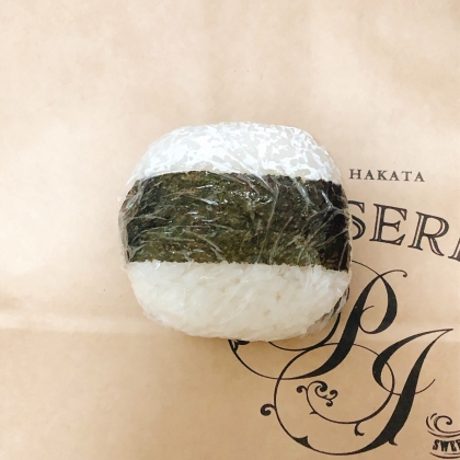 鰹節と醤油の塩おにぎり