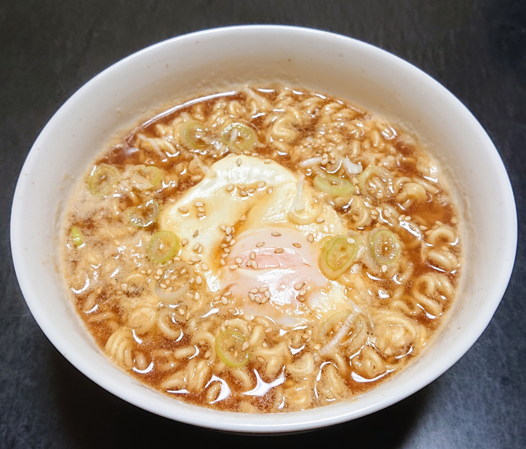 落とし卵の金ちゃん徳島ラーメン