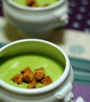 器に盛られたポタージュ・サンジェルマン