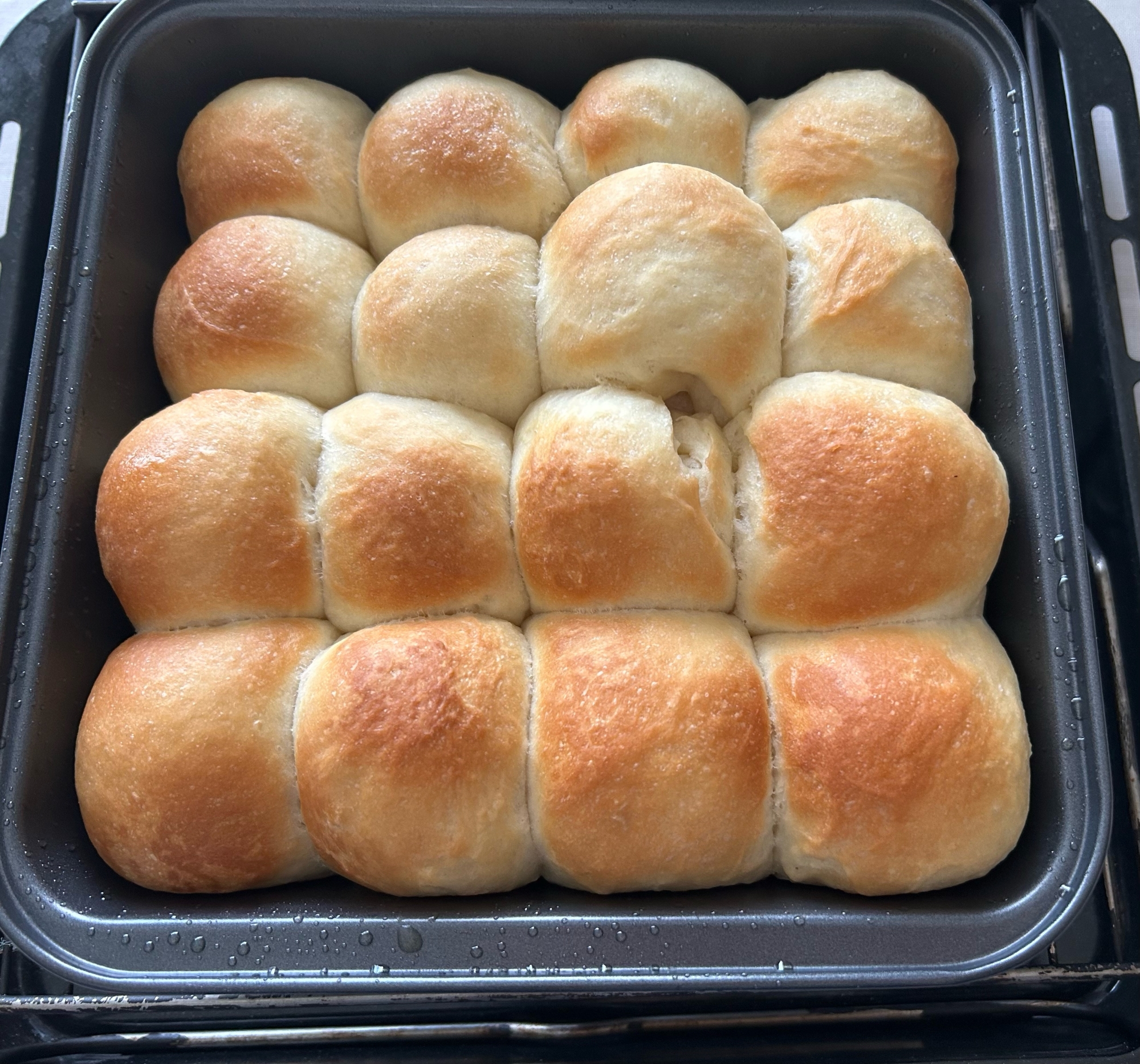 ＊バターシュガー味の牛乳ちぎりパン＊