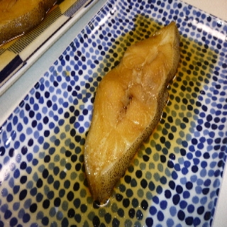 クルクルほっぺさん、こんにちは♪煮魚が食べたくてレシピをお借りしました。臭みも無く本当に簡単に煮付ける事が出来て何より美味しい～♪温かいものが美味しい初秋です☆